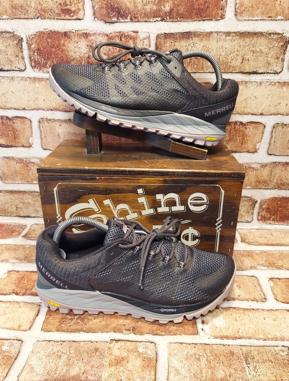 Pre-owned Merrell Antora 2 Trail Runners